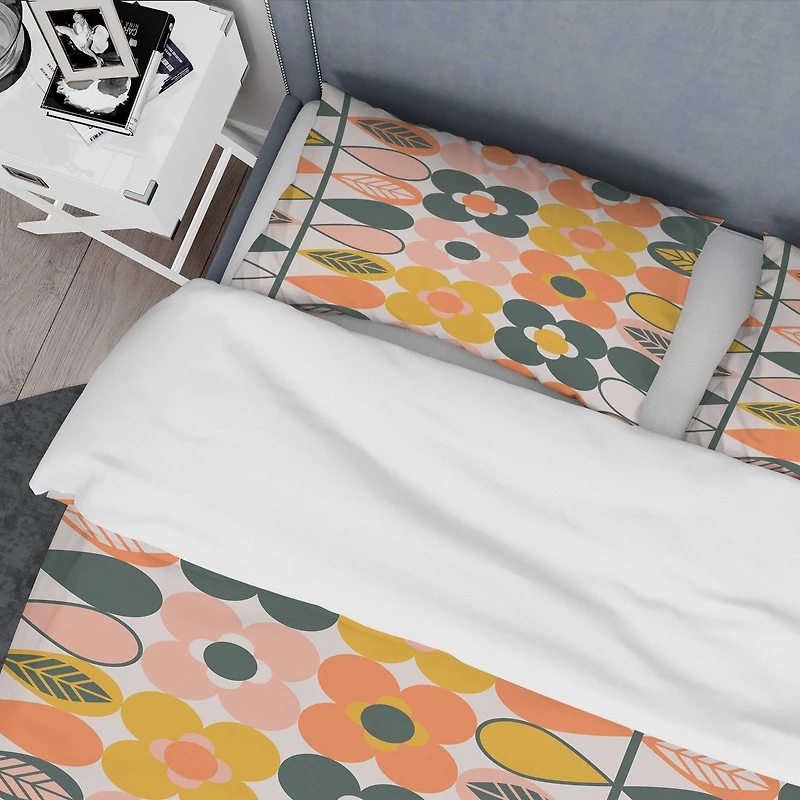 Designart 'Botanical Retro Design I' Mid-Century Duvet Cover Set