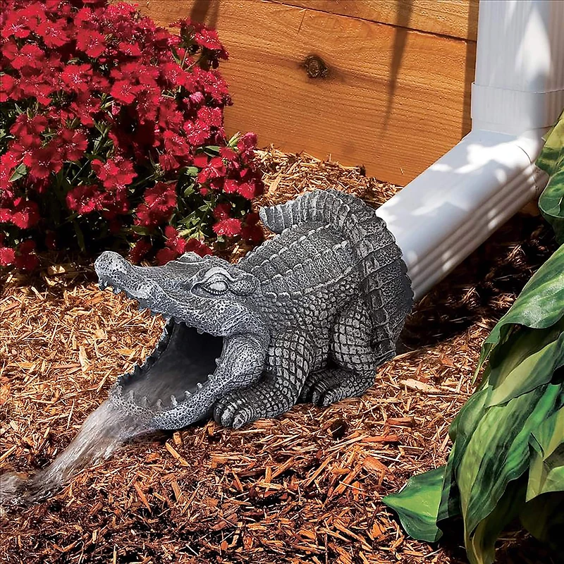 Design Toscano 10" Swamp Alligator Gutter Guardian Downspout Statue
