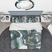 Designart 'Indigo and Gold III' Geometric Bedding Set