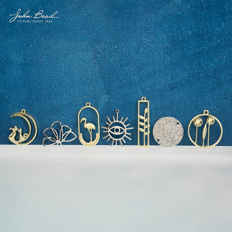 John Bead Silver Rectangle with Leaves Pendants, 4ct.