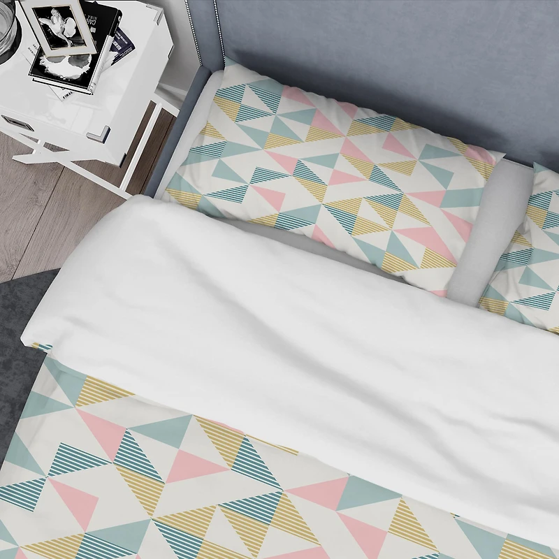 Designart 'Diamond Retro XI' Mid-Century Duvet Cover Set