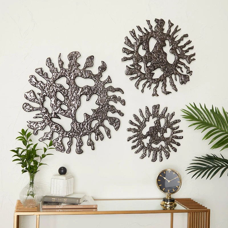 Set of 3 Silver Aluminum Modern Wall Decor, 25" x 25" x 25"