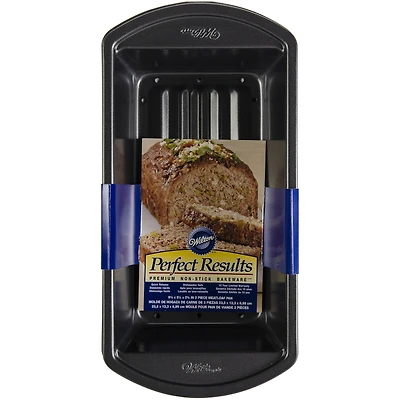 Wilton® Meatloaf Pan Baking Set