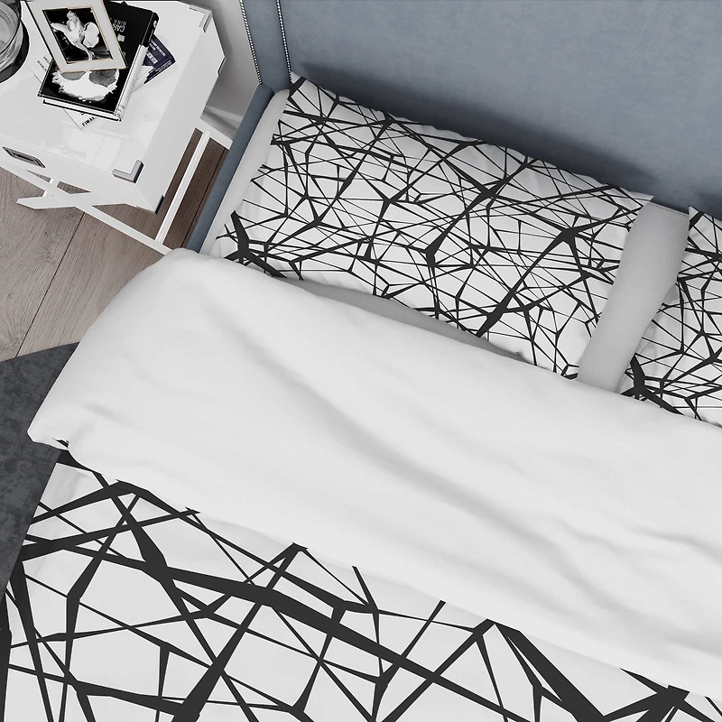 Designart 'Web Pattern' Modern & Contemporary Bedding Set