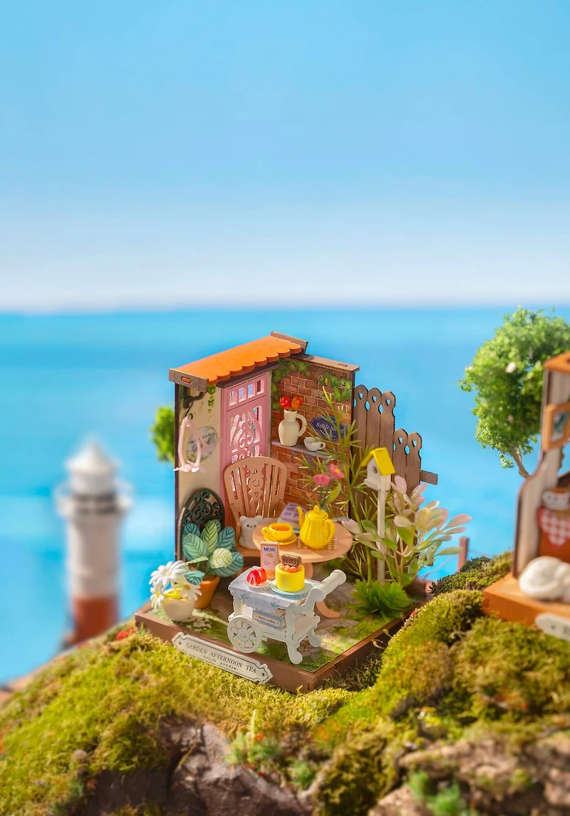 Rolife® Fancy Tea Yard DIY Miniature House Kit