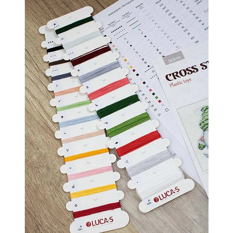 Luca-S Christmas Gnomes Plastic Canvas Counted Cross Stitch Kit