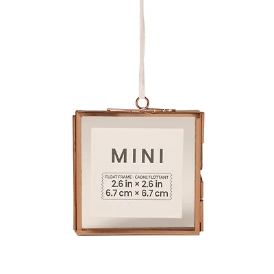 Mini Square Float Frame by Studio Décor
