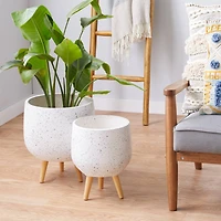 Set of 2 White MgO Contemporary Planter 17", 15"