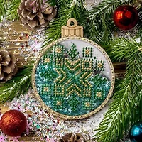 Wonderland Crafts Green & Gold Ball Ornament Bead Embroidery Kit