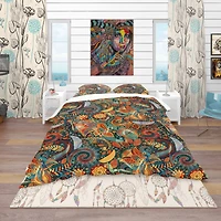 Designart 'Paisley Floral Pattern' Bohemian & Eclectic Bedding Set