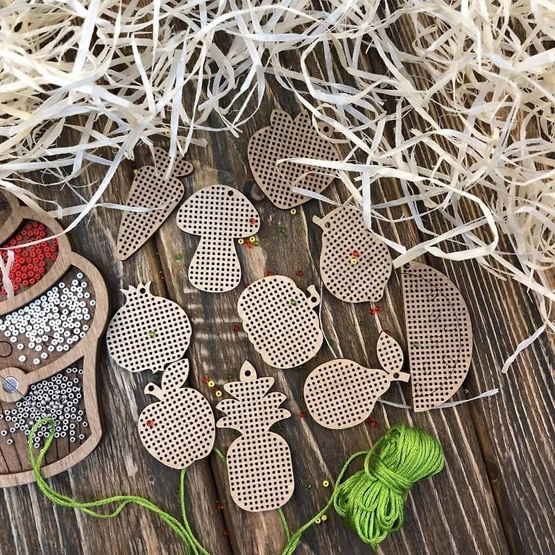 Wonderland Crafts Fruits & Vegetables Embroidery Blanks Set