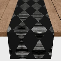 Line Diamonds Indoor/Outdoor Table Runner