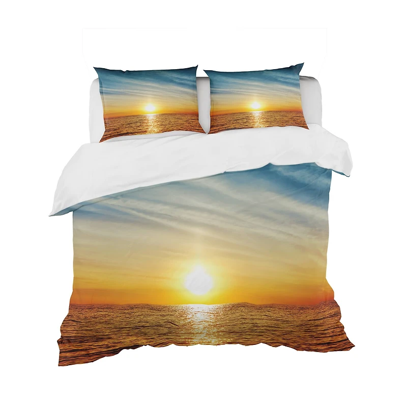 Designart 'Brilliant Texture of Sea Currents' Beach Bedding Set