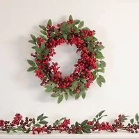 5ft. Christmas Leaves & Red Berries Artificial Garland