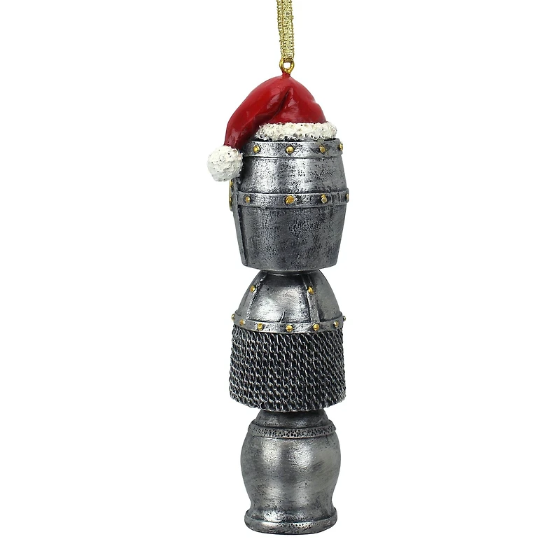 Design Toscano Medieval Helms Totem Ornament