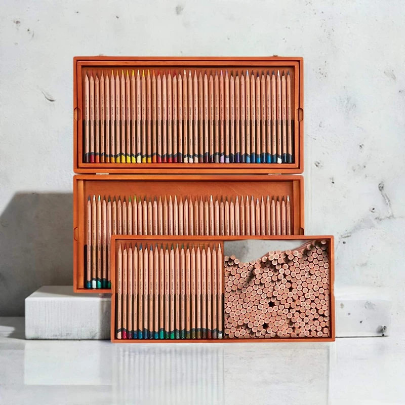 Derwent® Lightfast 100 Pencil Wooden Box Set