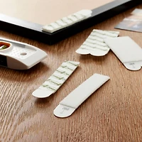 Command™ White Large Bath Picture Hanging Strips