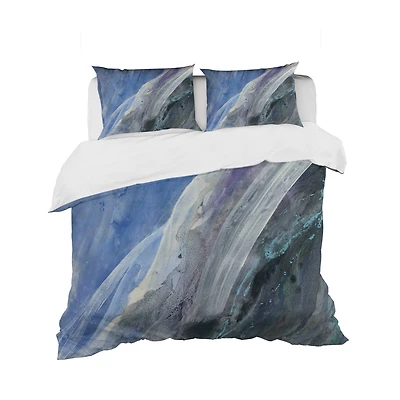 Designart 'Black And Blue Abstract Water Painting' Geometric Bedding Set