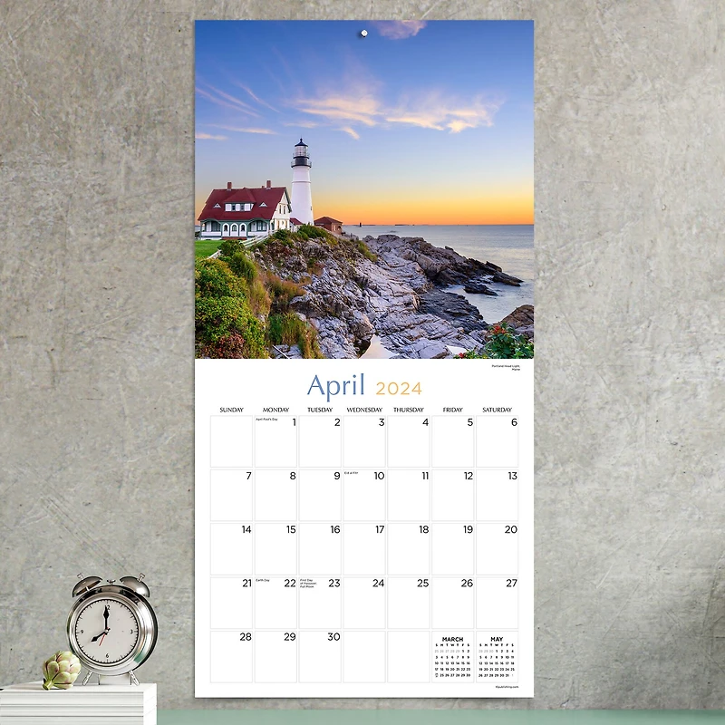 TF Publishing Lighthouses Wall Calendar
