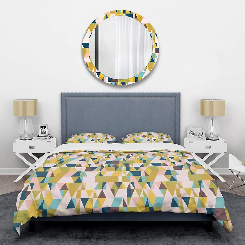 Designart 'Triangular Retro Design I' Mid-Century Duvet Cover Set