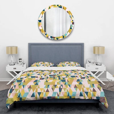 Designart 'Triangular Retro Design I' Mid-Century Duvet Cover Set