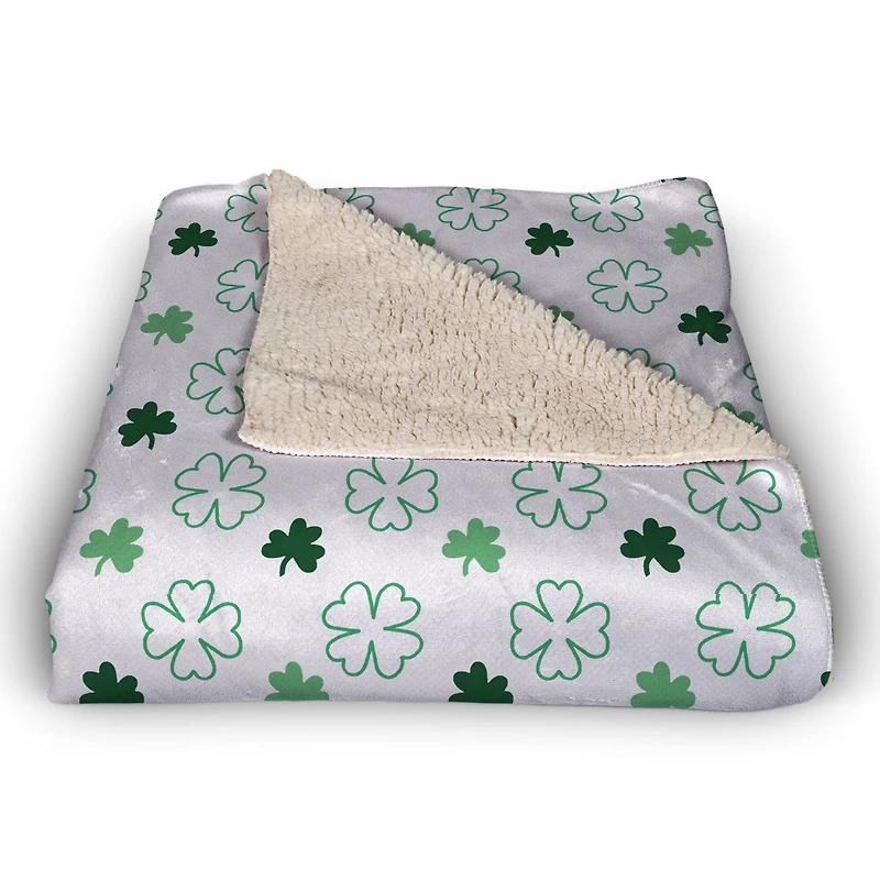 Clover Pattern Sherpa Fleece Blanket