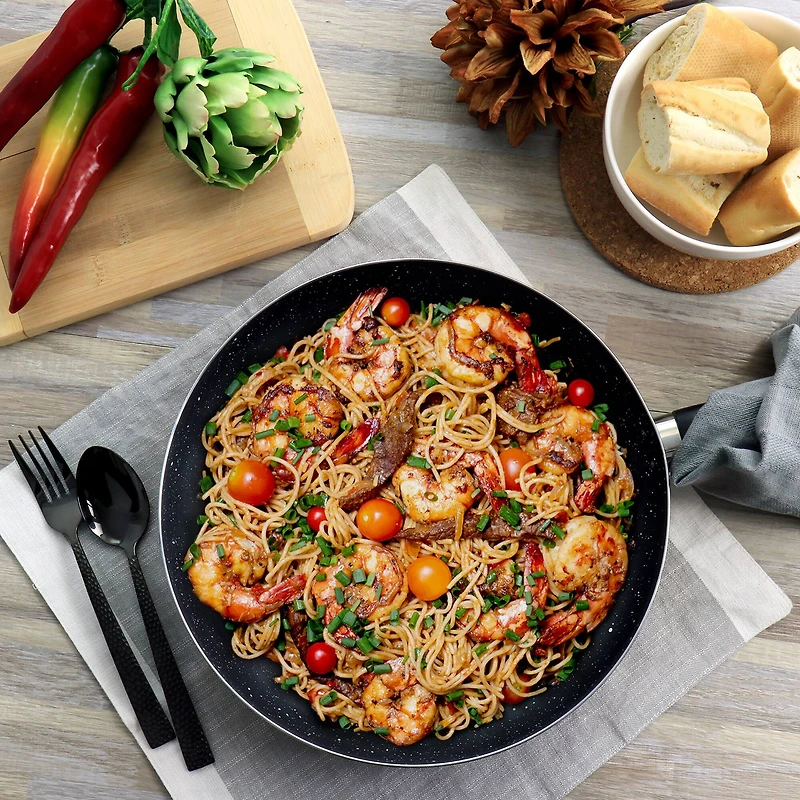 Oster Luneta 11.5" Red Aluminum Nonstick Frying Pan