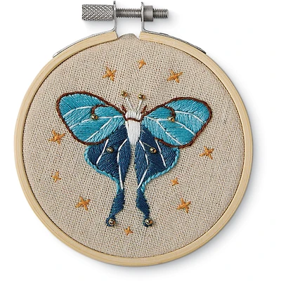 3.5" Luna Moth Embroidery Kit by Loops & Threads®