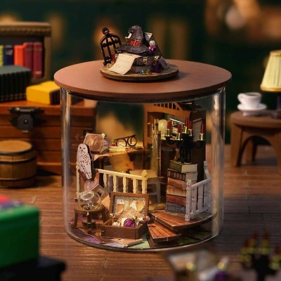 Wizardi Magic House Miniature Dollhouse Roombox Kit