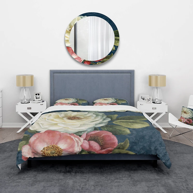 Designart 'White and Pink Damask Rose Flowers' Shabby Bedding Set