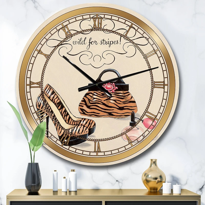Designart Fashion Handbags I Glam Wall Clock
