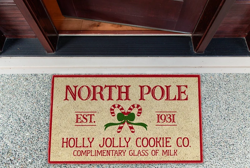DII® Holly Jolly Cookie Co. Doormat