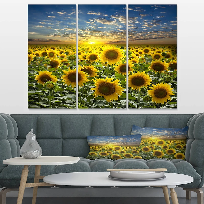 Designart - Field of Blooming Sunflowers