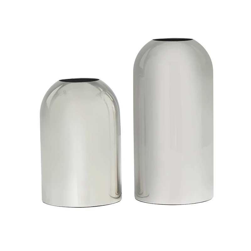 The Novogratz Silver Stainless Steel Vase with a Sleek Mirror Finish Set