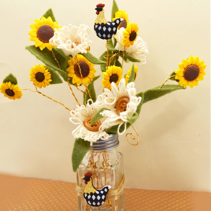 Dress It Up Hen House Barnyard Animal Bird Chicken Buttons