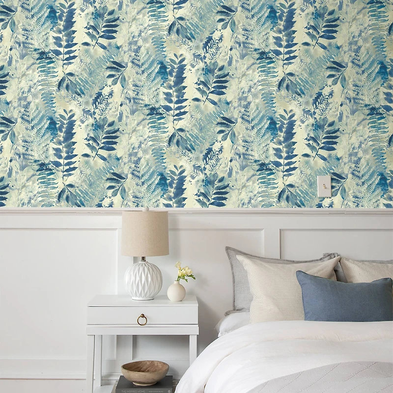 Surface Style Fern Memory Peel & Stick Wallpaper