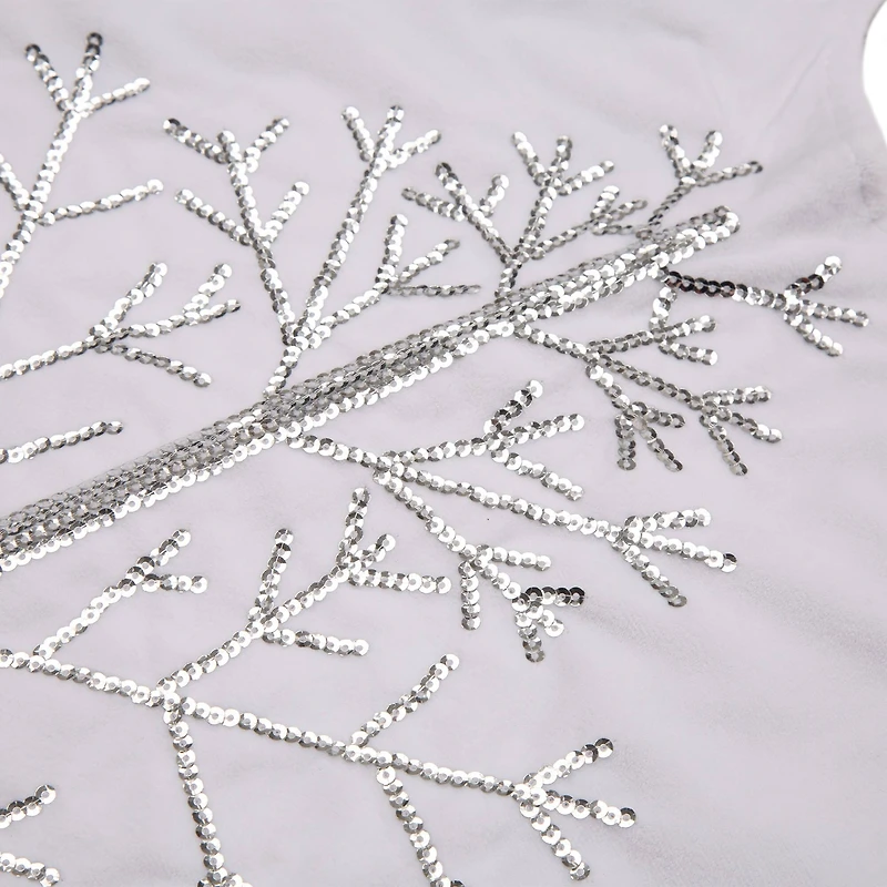 Glitzhome® White Fleece Christmas Stocking & Tree Skirt Set