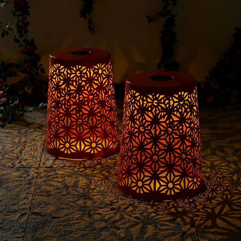 Glitzhome® 17.5" Iron Geometric Pattern Solar Garden Stool Set