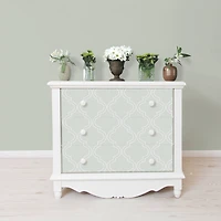 NuWallpaper Gray Quatrefoil Peel & Stick Wallpaper