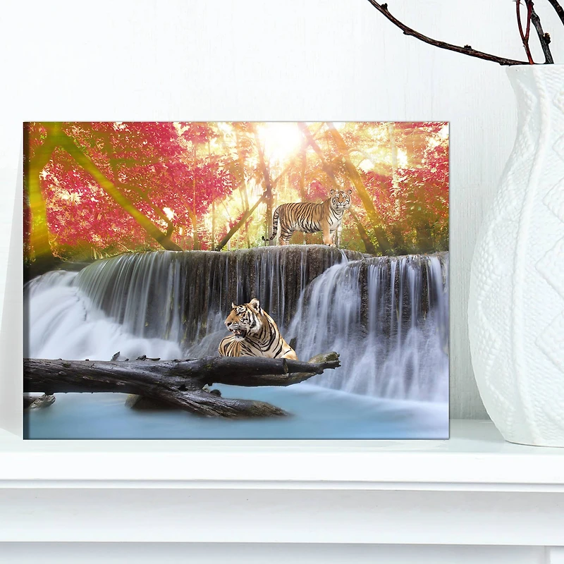 Designart - Tiger in the Jungle