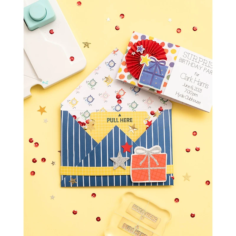 We R Memory Keepers Explosion Card Punch Board