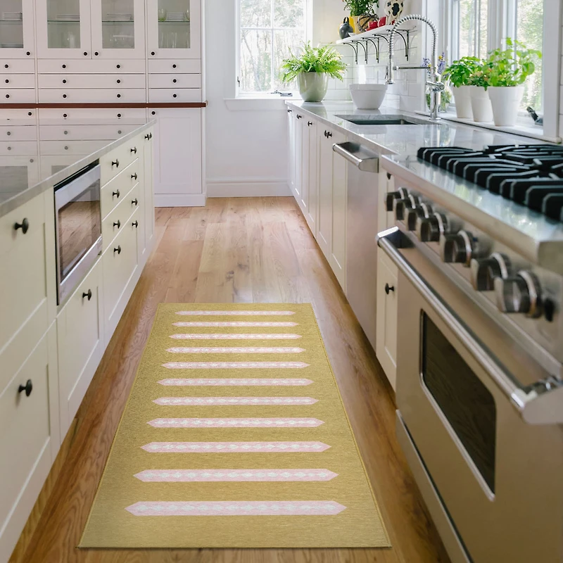 My Magic Carpet Dash & Dot Washable Rug