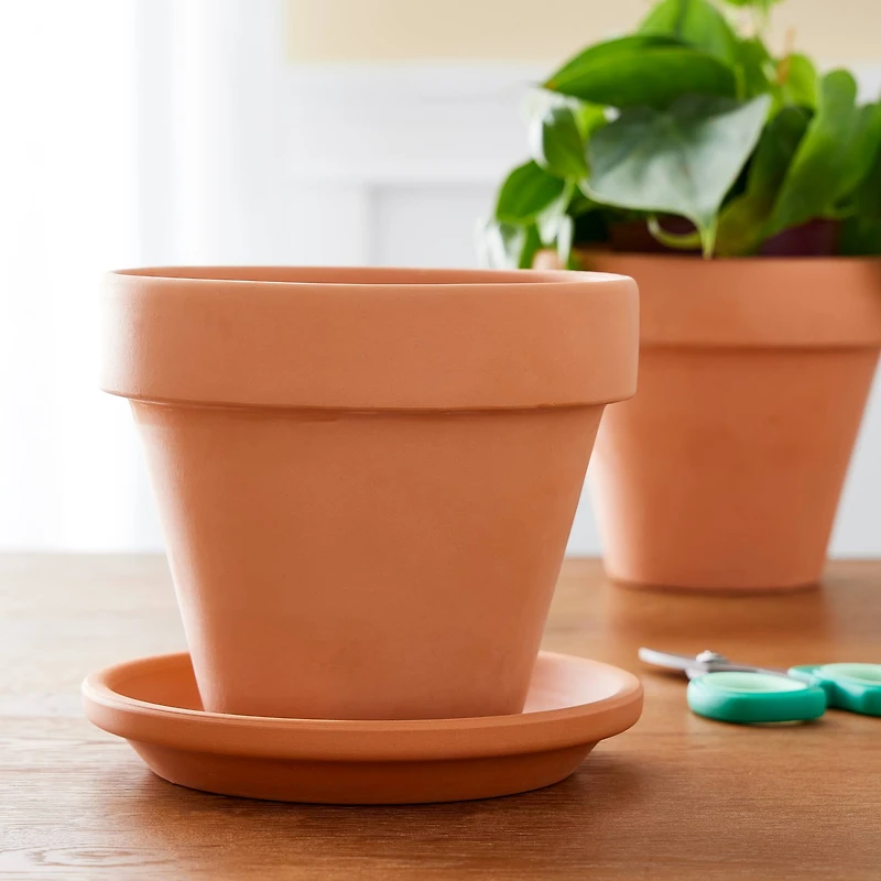 Clay Saucer by Ashland