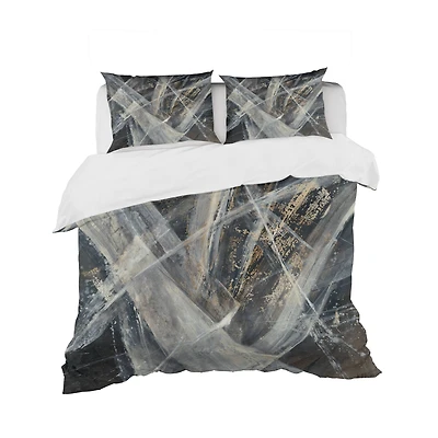 Designart 'Abstract Glacial Black and White Painting' Geometric Bedding Set
