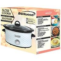 Brentwood White 4.5qt. Scallop-Pattern Slow Cooker
