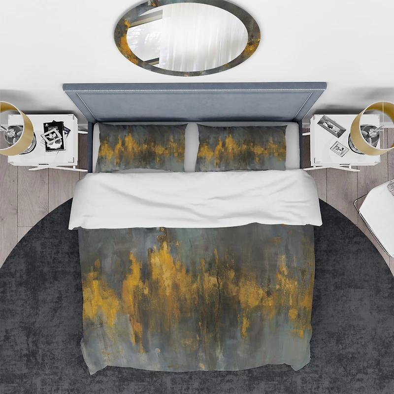 Designart 'Black and Gold Glam Abstract' Glam Bedding Set
