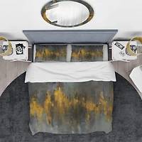 Designart 'Black and Gold Glam Abstract' Glam Bedding Set
