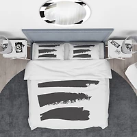 Designart 'Black and White Geometric Company II' Geometric Bedding Set