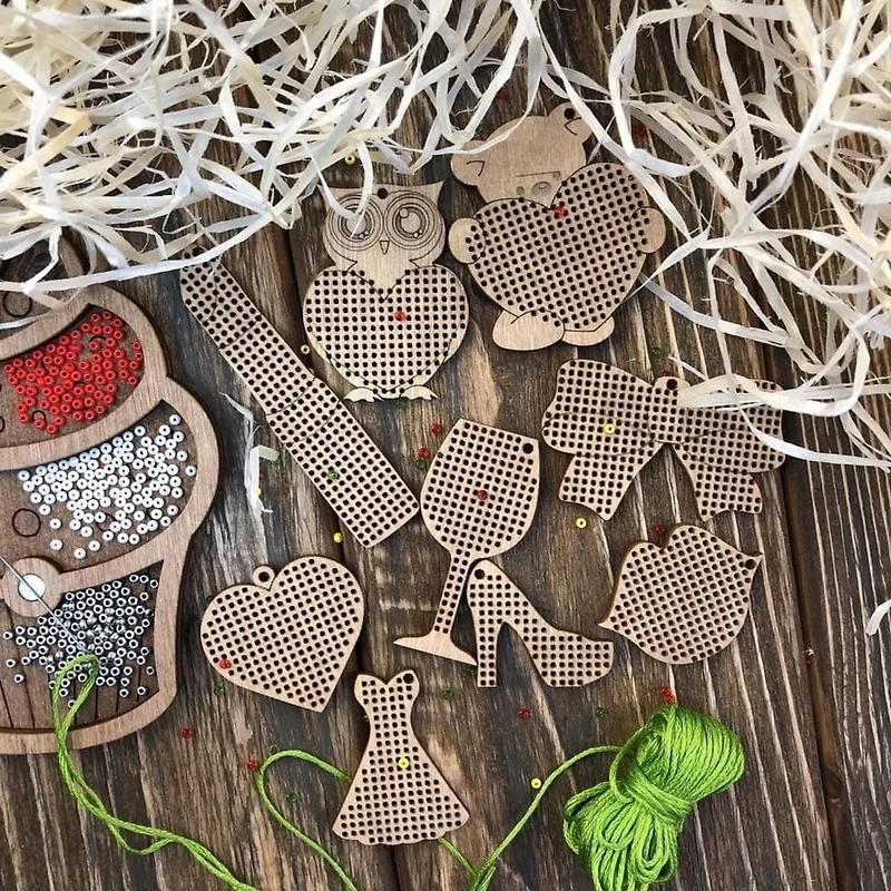 Wonderland Crafts Novelty Embroidery Blanks Set