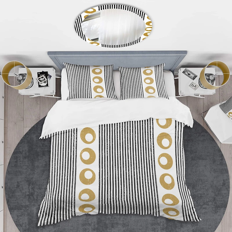 Designart 'Vertical Retro Geometrical Pattern I' Mid-Century Duvet Cover Set